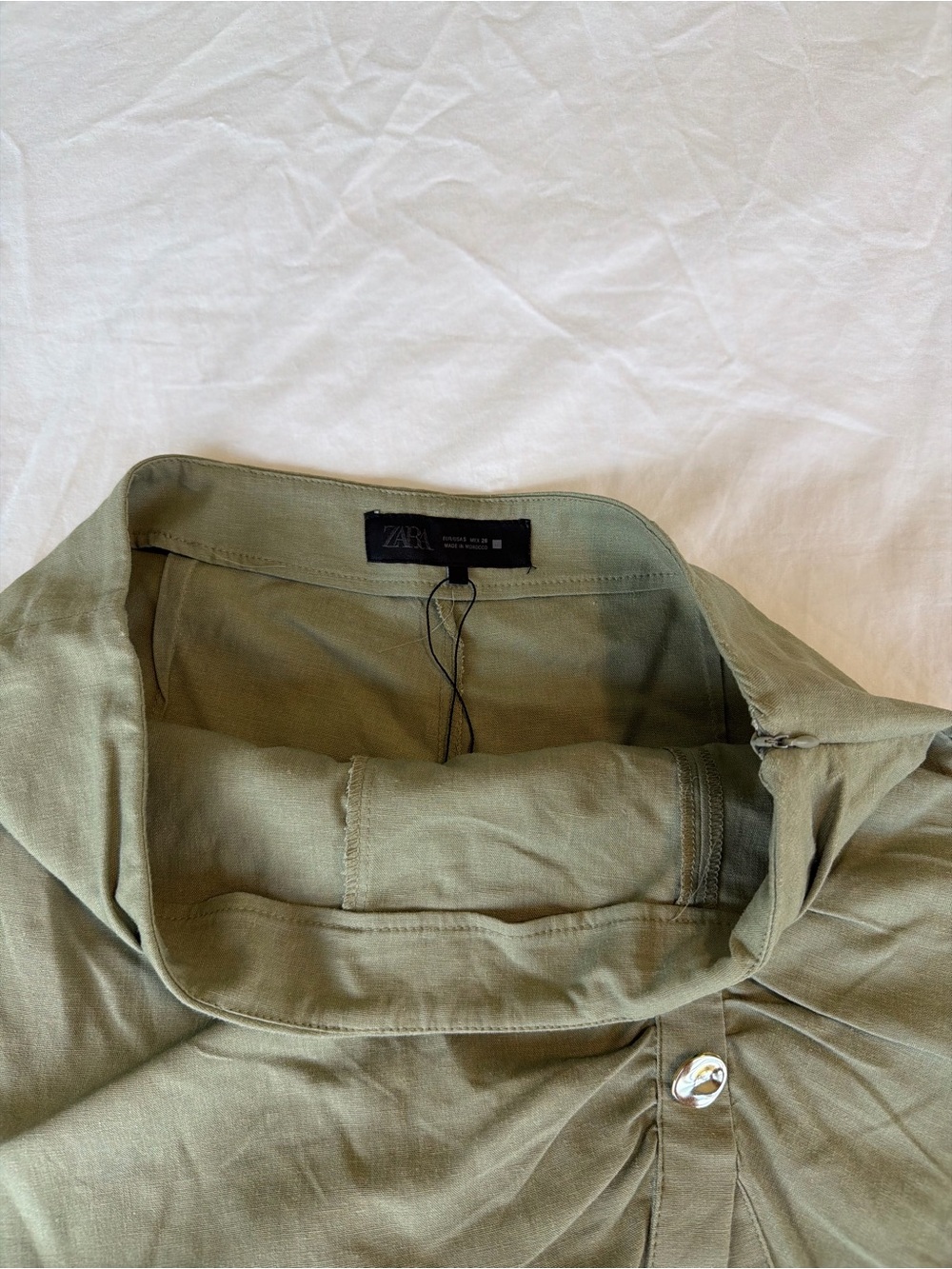 Zara Summer Skort with Gold Button Details - Picture 3 of 4